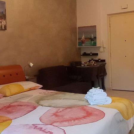 Casa Melo Bed & Breakfast Ciampino Exterior photo